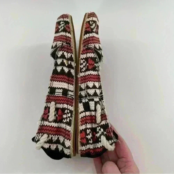 GB Gianni Bini flats size 7.5 multicolored canvas tribal print Espadrilles - Picture 6 of 12